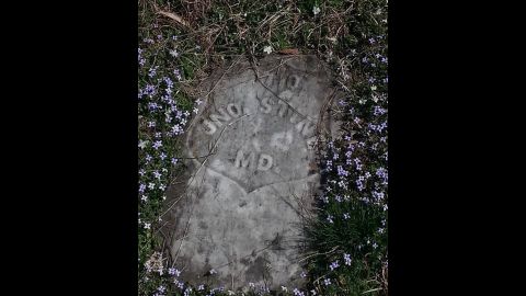 08 Virginia-Civil-War-Cemetery-Gravestones