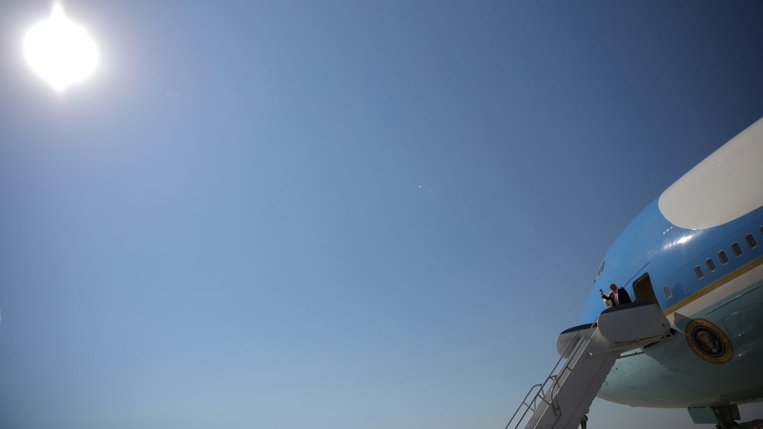 Trump waves as he boards Air Force One in Tampa, Florida, on Monday, February 6. He met generals and troops during <a href="http://www.cnn.com/2017/02/06/politics/trump-us-foreign-policy-changing/" target="_blank">a trip to MacDill Air Force Base,</a> the headquarters of Central Command and Special Operations Command.