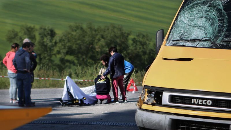 Cyclist Scarponi dies in van collision CNN