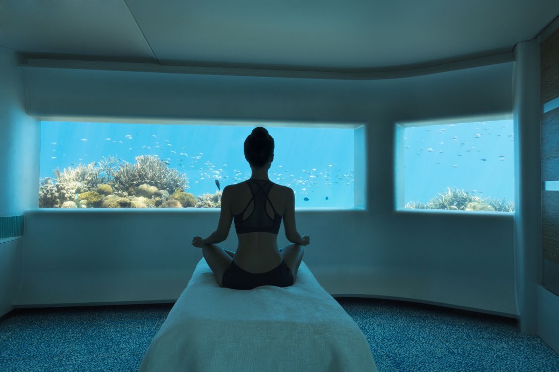 The underwater ambiance is perfect for meditation.