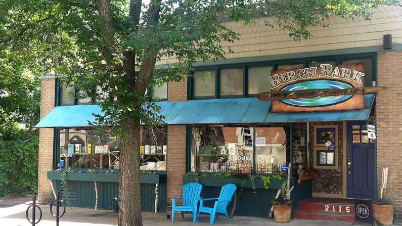 <strong>Birchbark Books:</strong> Guests can buy both books and Native American art at Louise Erdrich's Minneapolis shop. 