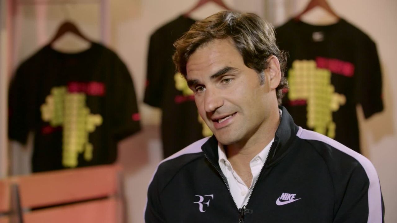 federer intv davies_00002325.jpg
