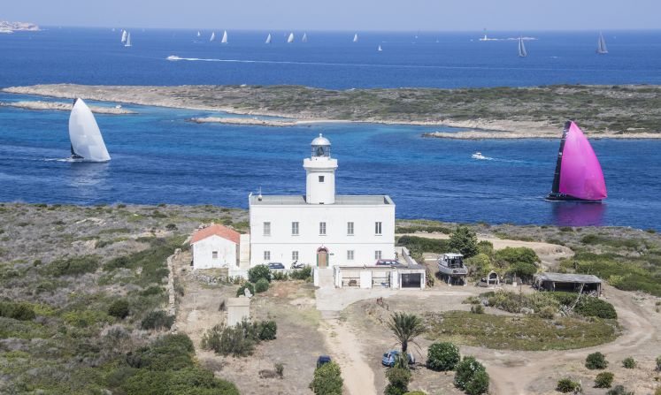 The peninsula of Capo Ferro takes the name from the lighthouse and signals the fleet is heading closer to Porto Cervo.