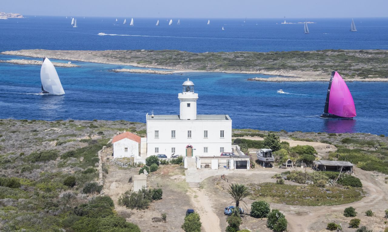 The peninsula of Capo Ferro takes the name from the lighthouse and signals the fleet is heading closer to Porto Cervo. 