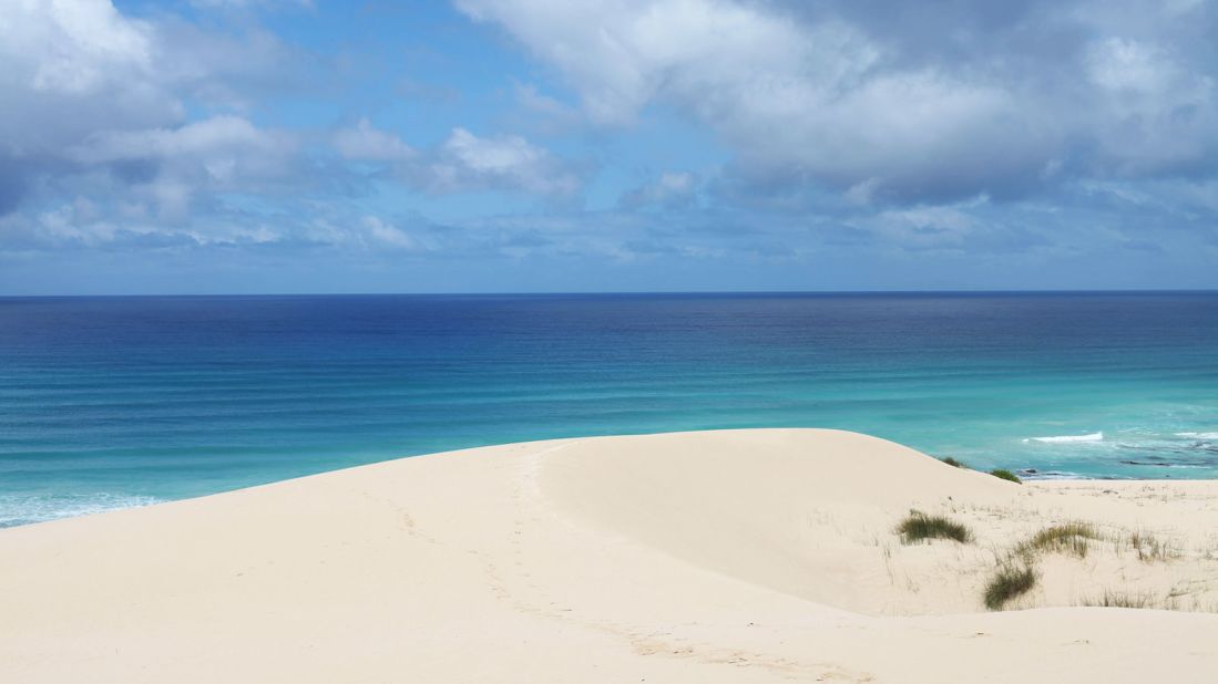 <strong>De Hoop Nature Reserve, Overberg: </strong>This family-friendly nature reserve is an ideal place for hiking, cycling and whale watching. It's also home to mesmerizing sand dunes that lead to the azure ocean. (PAUL KELLER/Flickr/CC by 2.0)