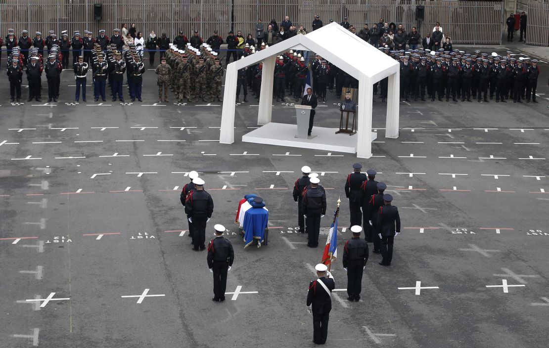 French President Francois Hollande delivers his speech.