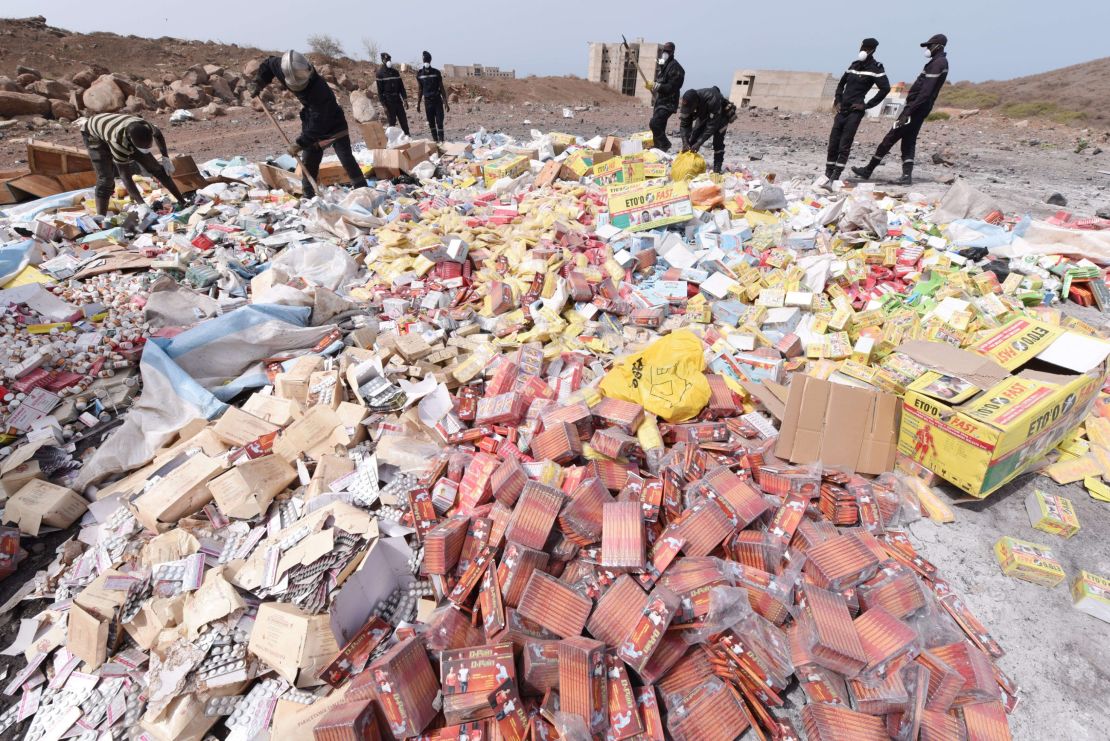 Nearly four tonnes of fake medicine were destroyed by authorities in Dakar in 2015. Informal street vendors add to the problem. Apps such as Kane's give an incentive to buy from pharmacies.