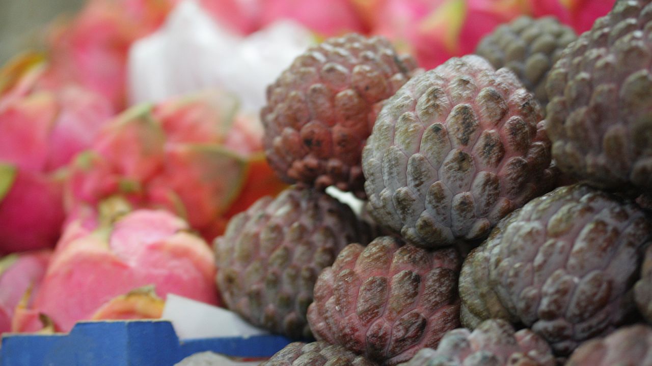 On the weekends, neighborhood food markets spring up across the island.