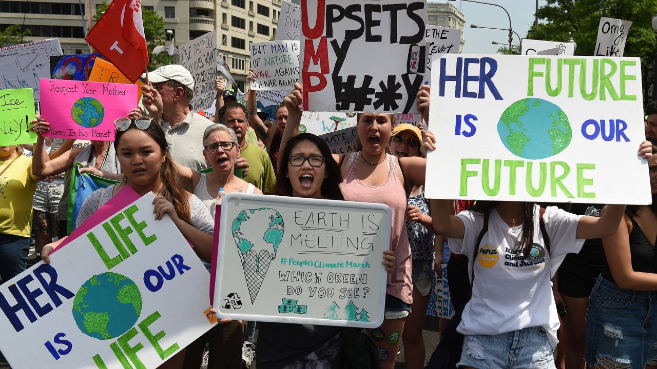 People march from the US Capitol to the White House.