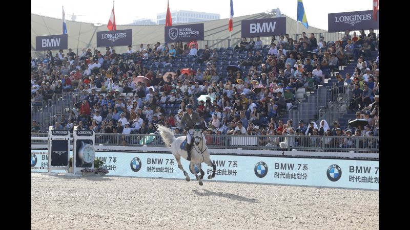 Showjumping visits China CNN