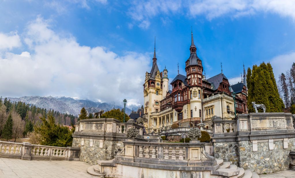 <strong>Peles Castle: </strong>A visit to Peles Castle can be combined with Bran Castle on a day trip from Bucharest.