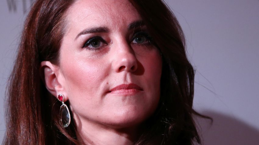 Britain's Catherine, Duchess of Cambridge attends the 2017 Portrait Gala, at the National Portrait Gallery in London on March 28, 2017.
The 2017 Gala is fundraising for Coming Home, a project that will make it possible for portraits of iconic individuals to return to places that are special to them for a loan period of over three years. / AFP PHOTO / POOL / NEIL HALL        (Photo credit should read NEIL HALL/AFP/Getty Images)