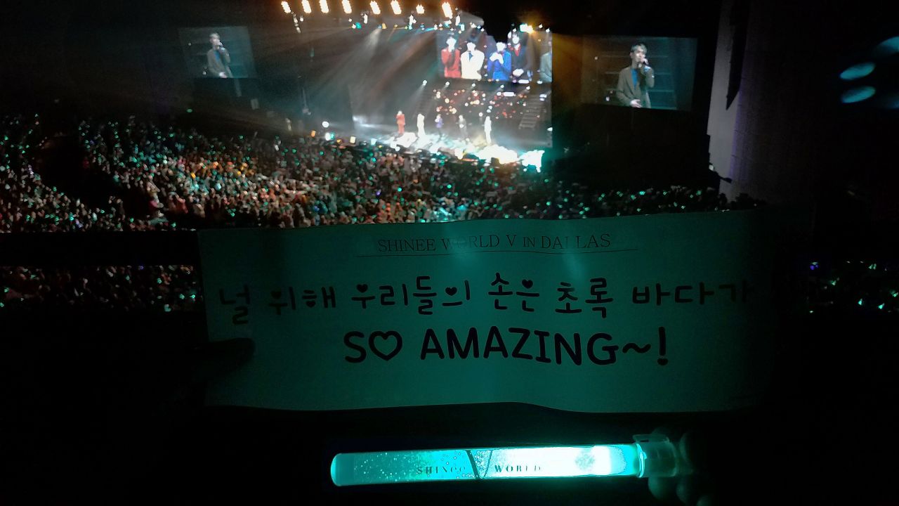 Dallas show with SHINee fans 