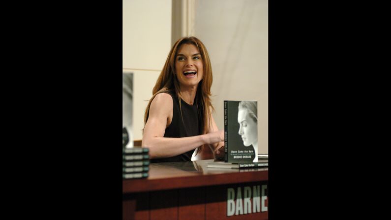 In 2005, actress Brooke Shields brought attention to postpartum depression when Tom Cruise criticized her use of antidepressants. A year later, she wrote a book, "Down Came the Rain: My Journey Through Postpartum Depression," in which she candidly shares her feelings of depression and suicidal thoughts.  