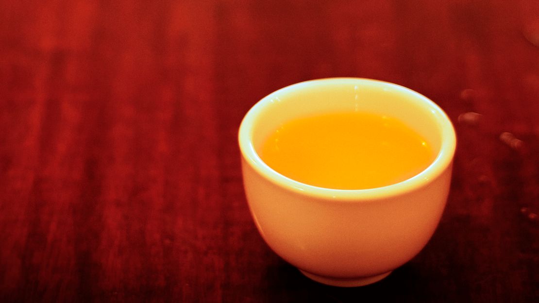 Corn tea, also known as Oksusu-cha, is made from boiled roasted corn kernels.