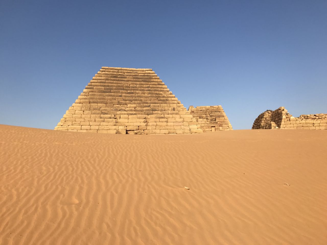 The Sudan pyramids are smaller than those in Egypt. They are also far less busy, typically receiving about 10 visitors per day. <br />