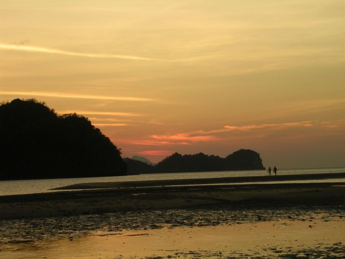 Another stunning beach, another spectacular sunset.