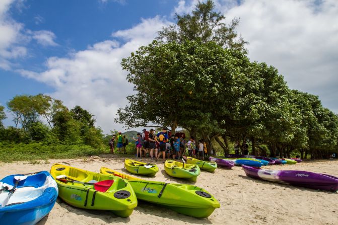 <strong>Pui O Beach: </strong>Sandwiched between mountains and paddy fields, Pui O beach sees a mix of sunbathers, surfers and the odd water buffalo or two.