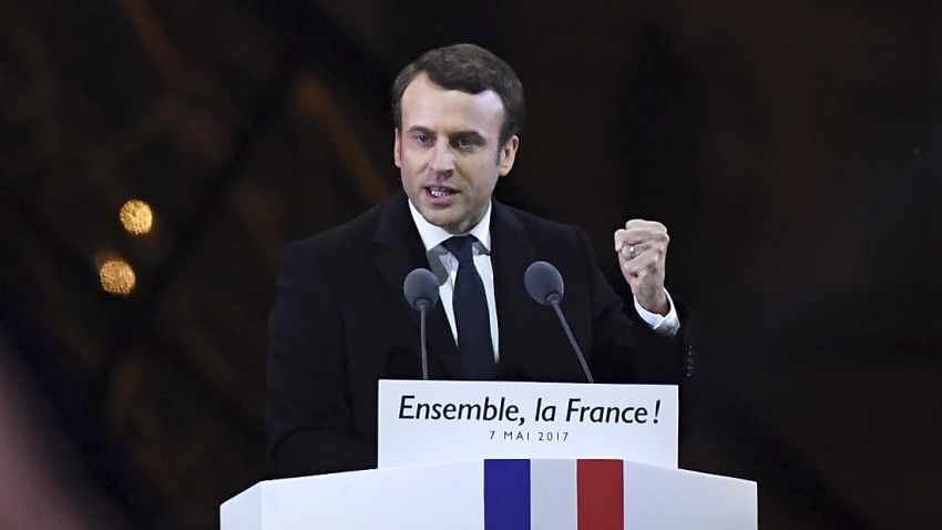 PARIS, FRANCE - MAY 07:  Leader of 'En Marche !' Emmanuel Macron addresses supporters after winning the French Presidential Election, at The Louvre on May 7, 2017 in Paris, France. Pro-EU centrist Macron is the next president of France after defeating far right rival Marine Le Pen by a comfortable margin, estimates indicate.  (Photo by David Ramos/Getty Images)