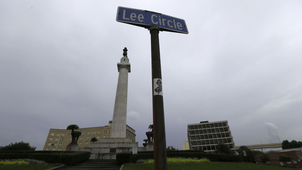 The statue of Gen. Robert E. Lee stands in New Orleans' Lee Circle. 