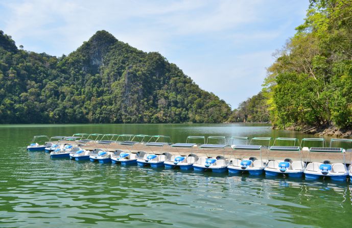<strong>Pregnant Maiden Lake: </strong>Dayang Bunting island is home to the famed Pregnant Maiden Lake. The name comes from a local legend that infertile women who trek through the island's dense forest and bathe in its mystical lake will be able to have children. 