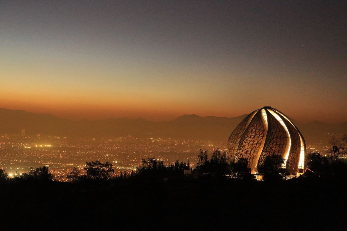 The walls of the Baha'i Temple are designed to appear as nine petals, connected using 1,120 glass panes.
