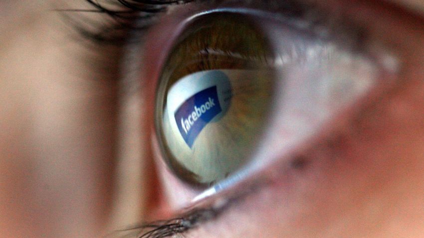 LONDON - FEBRUARY 03:  In this photo illustration the facebook logo is reflected in the eye of a girl on February 3, 2008 in London, England.  Financial experts continue to evaluate  the recent Microsoft $44.6 billion (?22.4 billion) offer for Yahoo and the possible impact on Internet market currently dominated by Google.  (Photo by Chris Jackson/Getty Images)