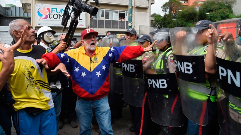 Police Block Venezuelan Grandparents | CNN