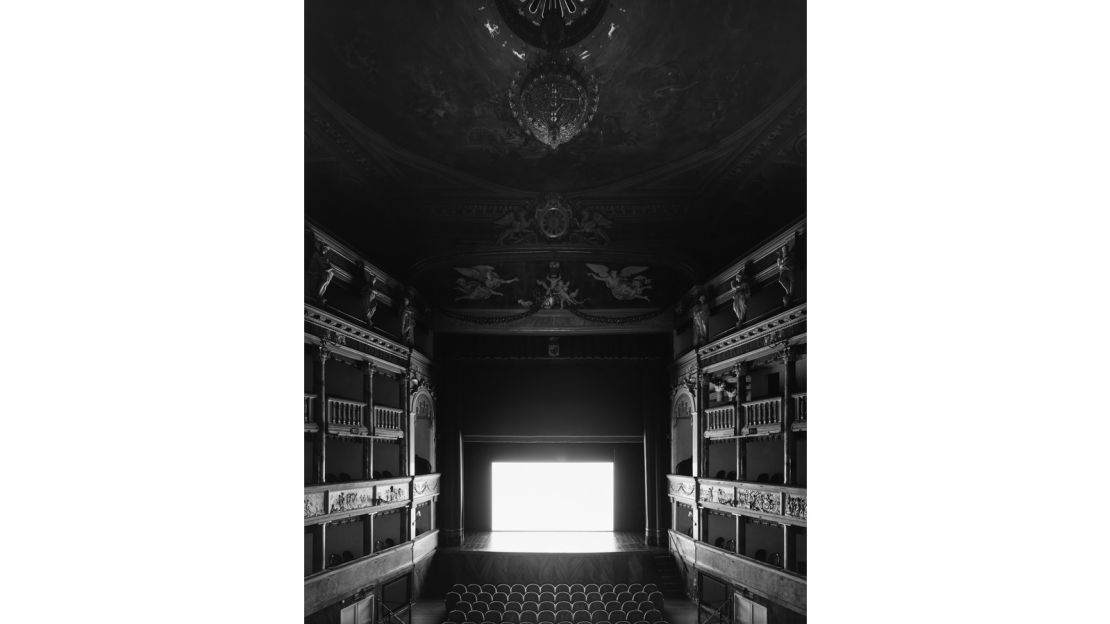"Teatro Comunale Masini Faenza" (2015) by Hiroshi Sugimoto