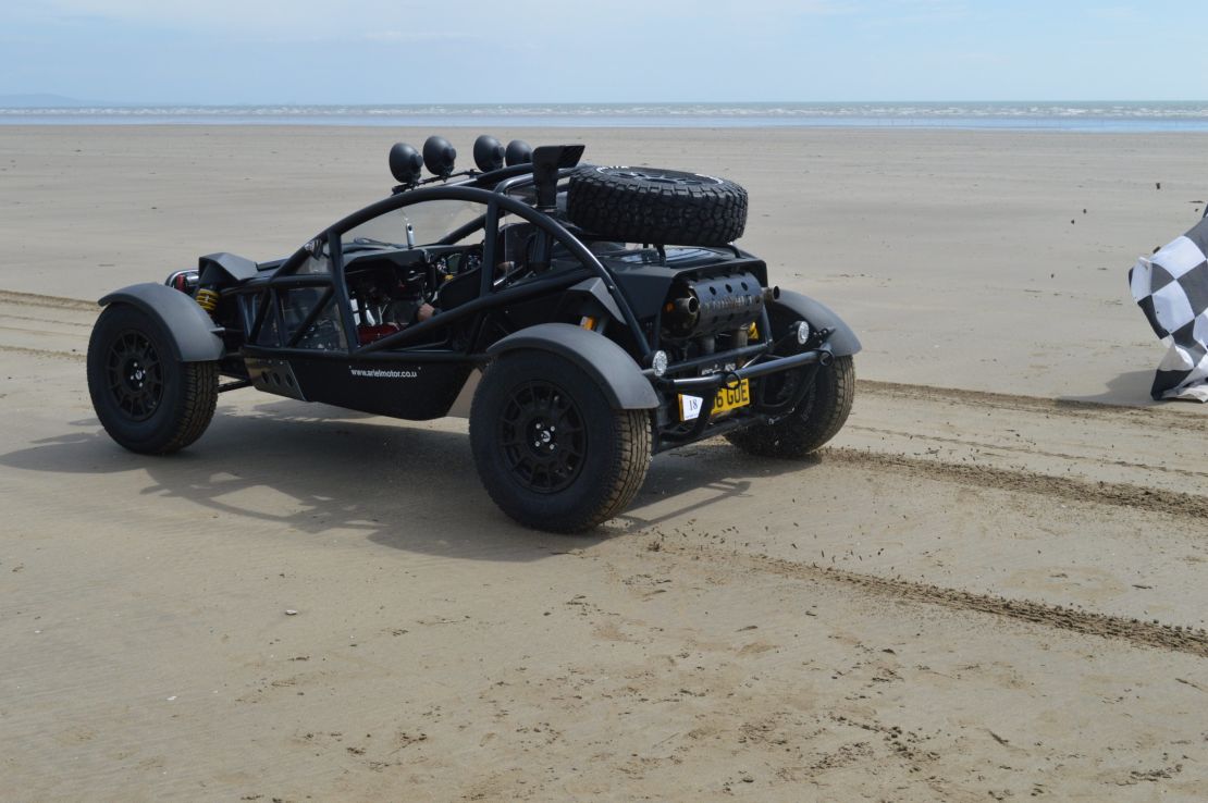 Dutchman Art Bursaz drove an Ariel Nomad buggy.