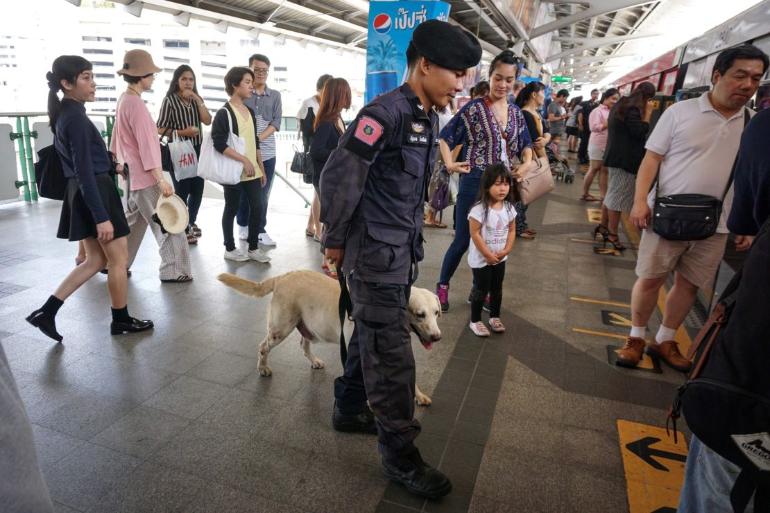 Thai policeman won't pass up on a chance to pounce on drug smugglers.