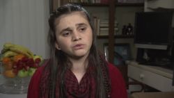 17 year old girl's journey from war-torn Syria_00015109.jpg