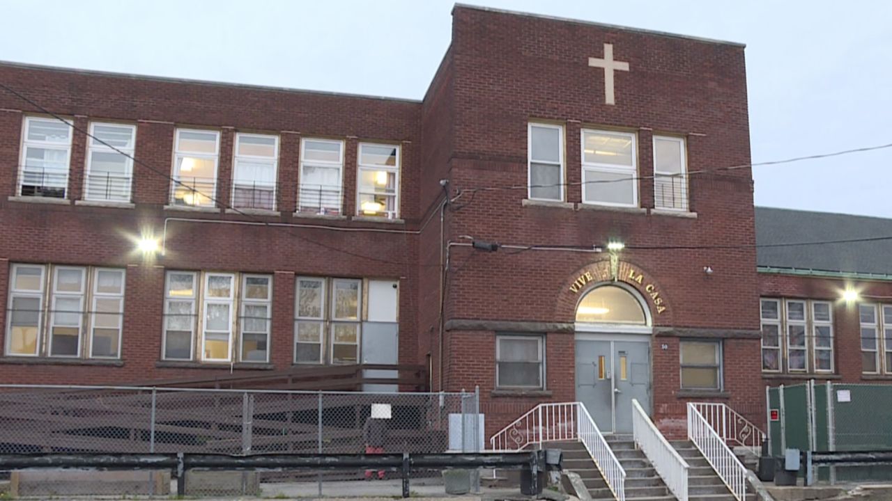 The Vive shelter in Buffalo, New York, is a place where many immigrants heading to Canada begin their journeys.