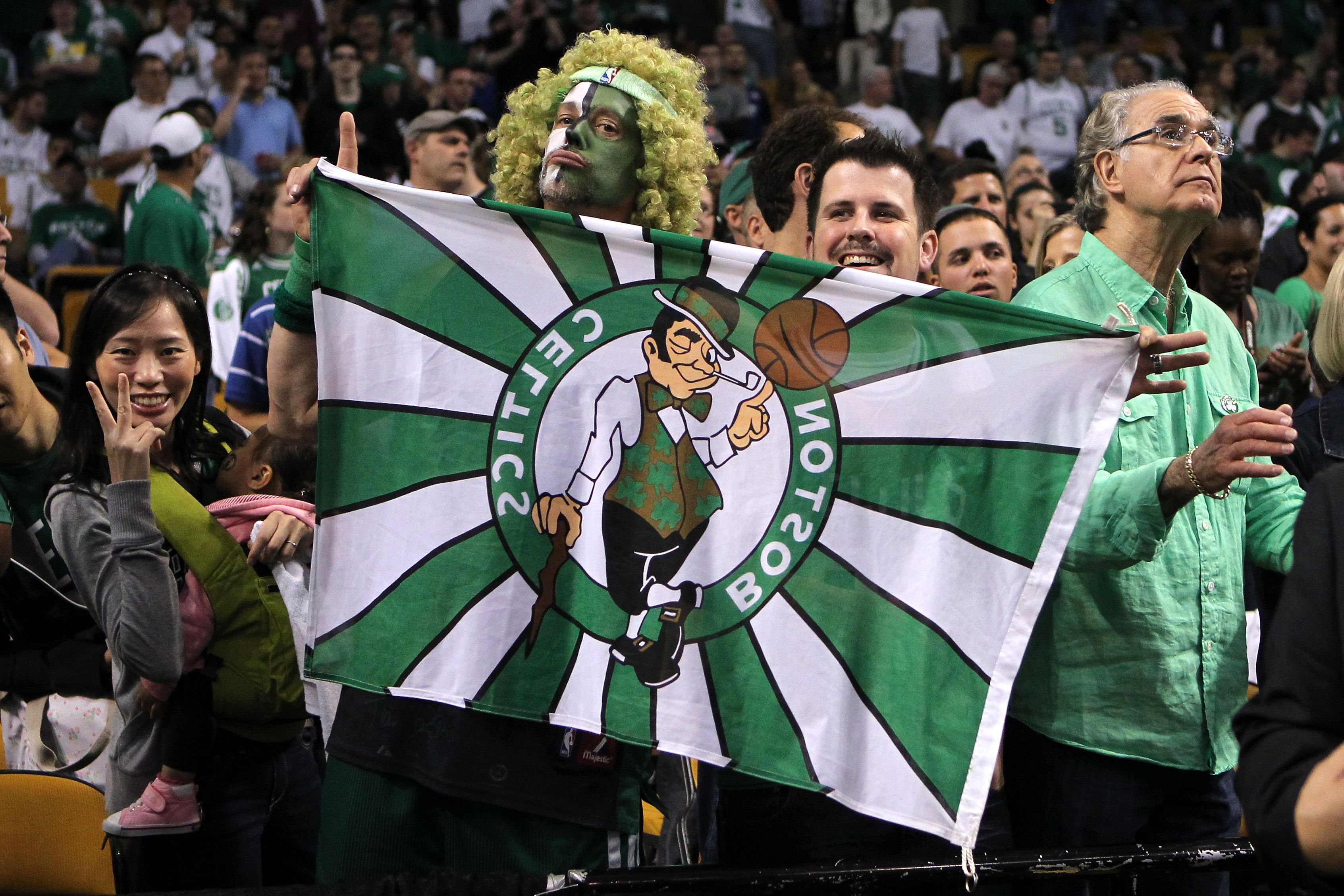 CelticsGreenBlog.com celtics fans only!: Who are All Those Celtics