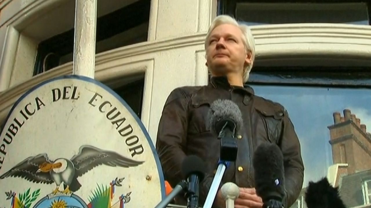 01 Assange 0519 SCREENGRAB