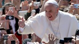 VATICAN CITY, VATICAN - APRIL 20:  Pope Francis greets the faithful as he holds Easter Mass in St. Peter's Square on April 20, 2014 in Vatican City, Vatican. Pope Francis is attending the Holy Week for his second time as a Pontiff.   (Photo by Franco Origlia/Getty Images)