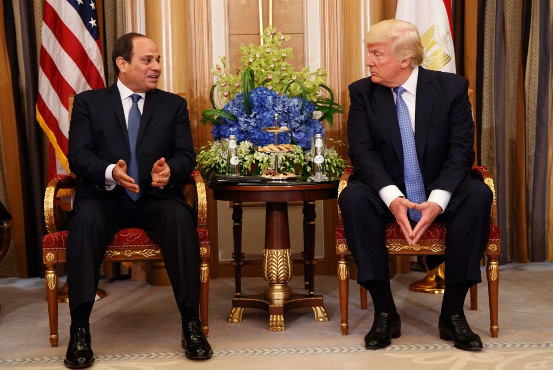 U.S. President Donald Trump, right, holds a bilateral meeting with Egyptian President Abdel Fattah al-Sisi, Sunday, May 21, 2017, in Riyadh. (AP Photo/Evan Vucci)