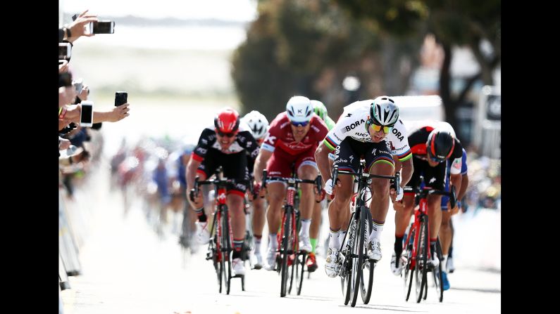Peter Sagan and his Bora-Hansgrohe team sprint to the finish line during stage 3 of the Tour of California on Tuesday, May 16.