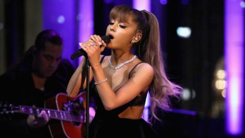 BEVERLY HILLS, CA - OCTOBER 13: In this handout photo provided by Jones Crow, Ariana Grande attends Tiffany & Co.'s unveiling of the newly renovated Beverly Hills store and debut of 2016 Tiffany masterpieces at Tiffany & Co. on October 13, 2016 in Beverly Hills, California. (Photo by Handout/Getty Images)