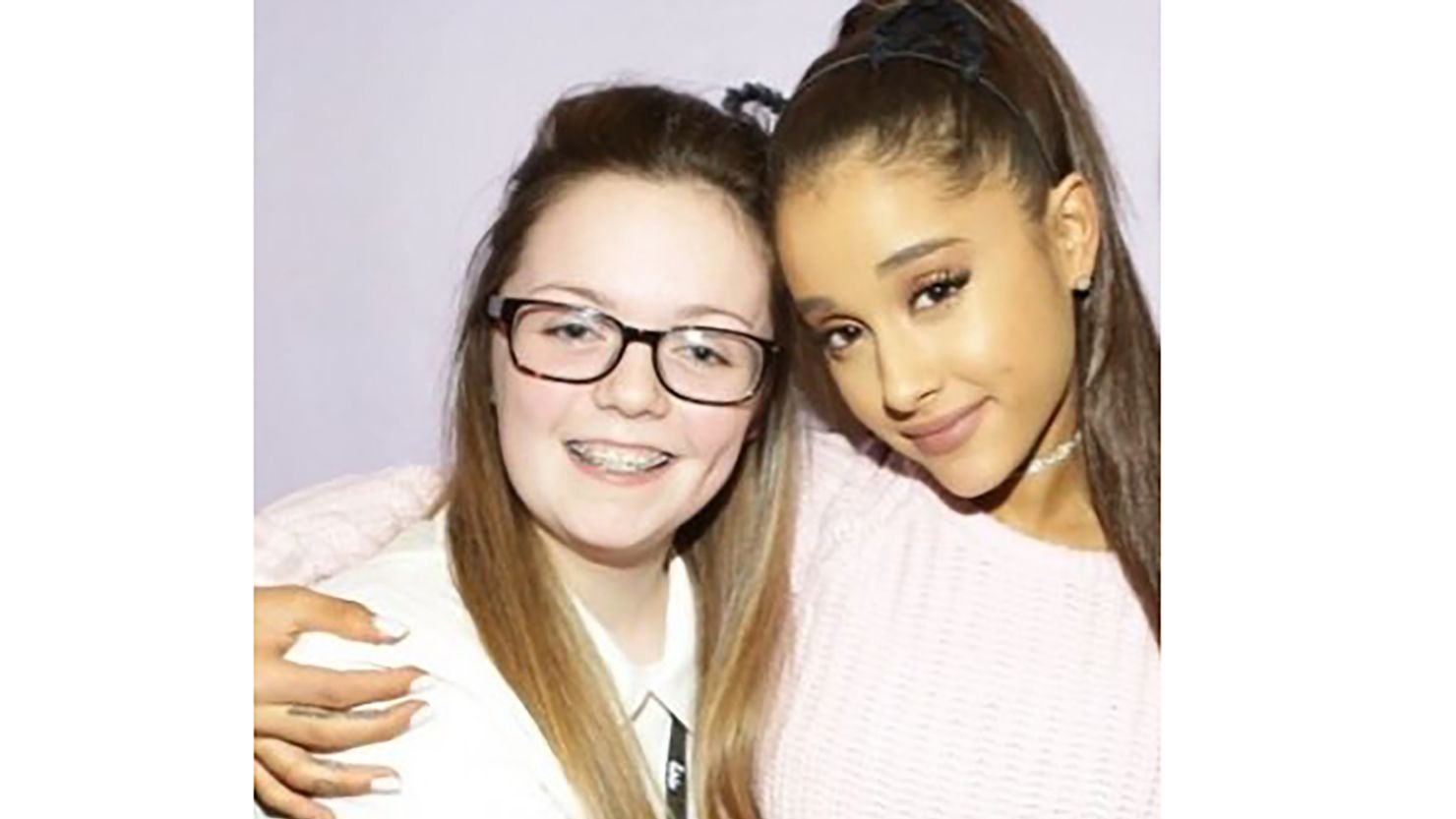 Fan Georgina Callander (left) had met the pop star Ariana Grande in 2015. 