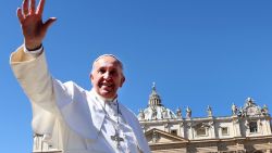 VATICAN CITY, VATICAN - MARCH 29: Pope Francis waves to the faithful as he leaves St. Peter's Square at the the end of Palm Sunday Mass on March 29, 2015 in Vatican City, Vatican. On Palm Sunday Christians celebrate Jesus' arrival into Jerusalem, where he was put to death. It marks the official beginning of Holy Week during which Christians observe the death of Christ before celebrations begin on Easter. (Photo by Franco Origlia/Getty Images)