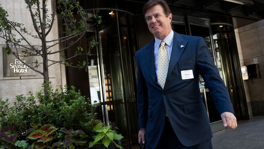 NEW YORK, NY - JUNE 9: Paul Manafort, Donald Trump's campaign chairman and chief strategist, leaves the Four Seasons Hotel after a meeting with Trump and Republican donors, June 9, 2016 in New York City. Trump previously stated he planned to raise one billion dollars, but has since pulled back on his fundraising goal. (Photo by Drew Angerer/Getty Images)