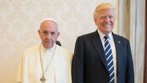 epa05985803 A handout picture provided by the Vatican newspaper L'Osservatore Romano shows Pope Francis (L) posing with US President Donald J. Trump on the occasion of their private audience, at the Vatican, 24 May 2017. Trump is at the Vaican and in Italy on a two day visit, ahead of his participation in a NATO summit in Brussels on 25 May. EPA/OSSERVATORE ROMANO/HANDOUT HANDOUT EDITORIAL USE ONLY/NO SALES