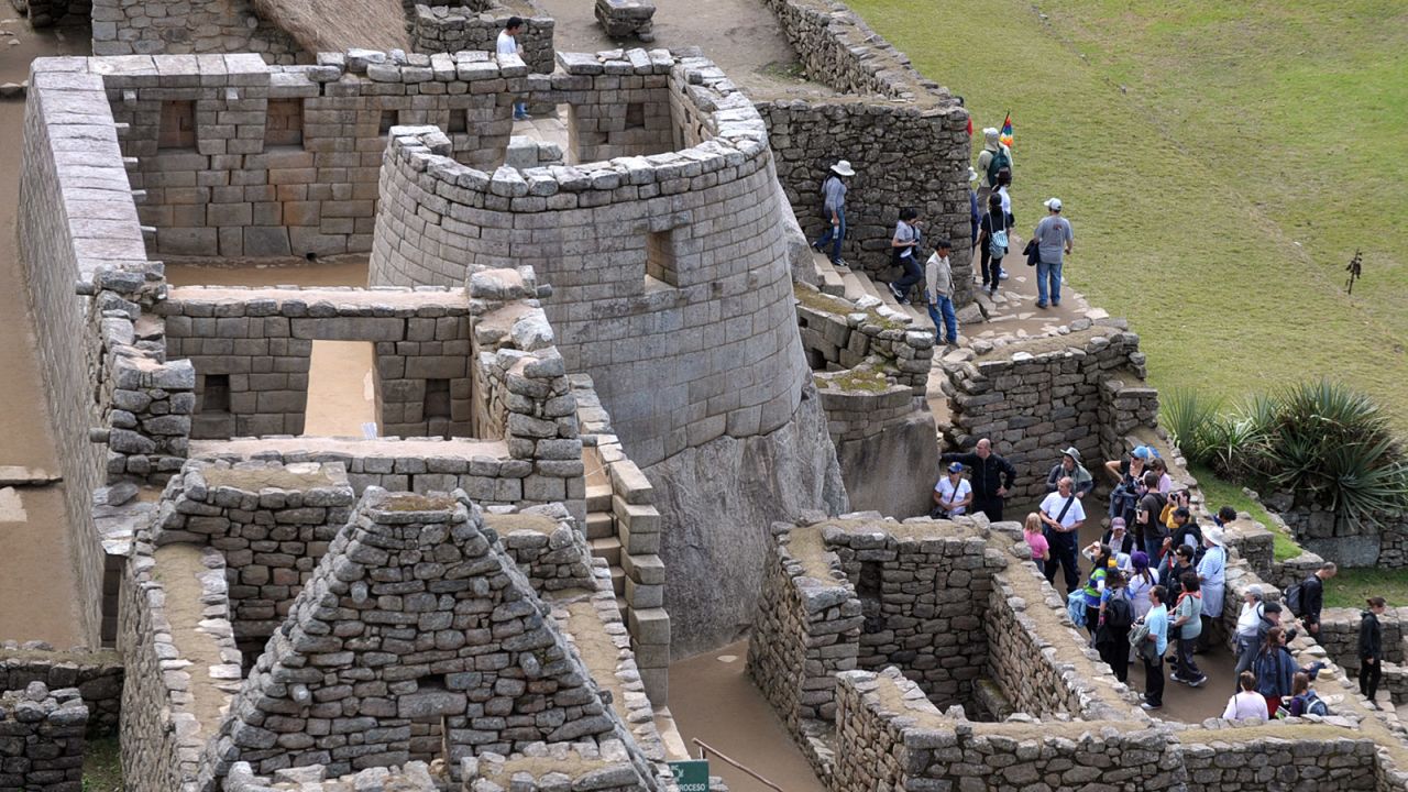 The Incan citadel in more typical circumstances.