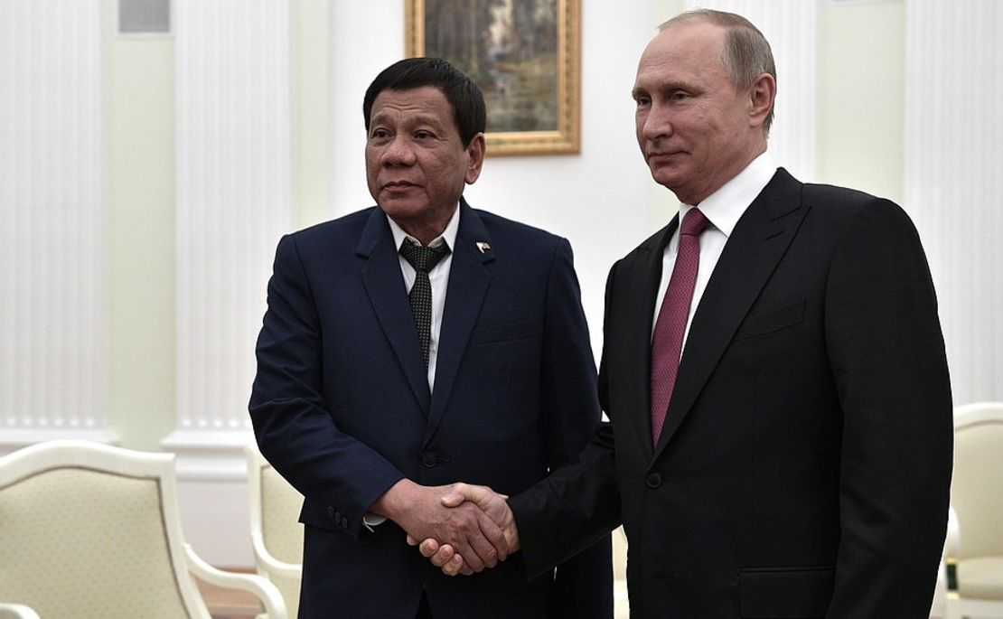 Philippines President Duterte meets his Russian counterpart in Moscow, May 23.