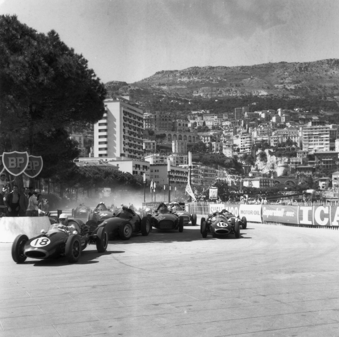 Cars competing at the 1958 Monaco Grand Prix.