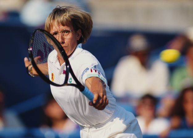 One of the all-time tennis greats, Martina Navratilova, famously dubbed excessive grunting as<a href="index.php?page=&url=http%3A%2F%2Fuk.reuters.com%2Farticle%2Fuk-tennis-wimbledon-grunting-sb-idUKTRE55L0E520090622" target="_blank" target="_blank"> "cheating,"</a> citing Roger Federer as a counter-example of a successful player who keeps schtum on the court. 