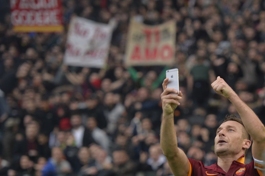 Totti selfie 2015 lazio