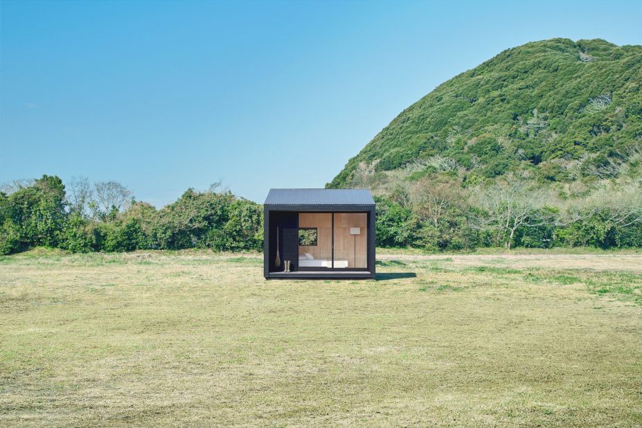 Known for their minimalist clothes and homegoods, Japanese retailer Muji have brought their aesthetic to prefab housing with Mujihut. The structure costs $27,000. <br />