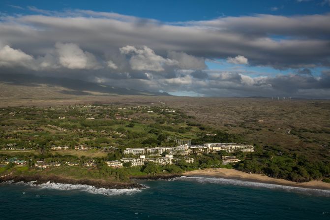 <strong>8. Hapuna Beach State Park, Big Island, Hawaii:</strong> This white coral beach is surrounded by the flows of an old lava rock bed. (You can stay at the Hapuna Beach Prince Hotel, pictured here, to explore the area in depth.)